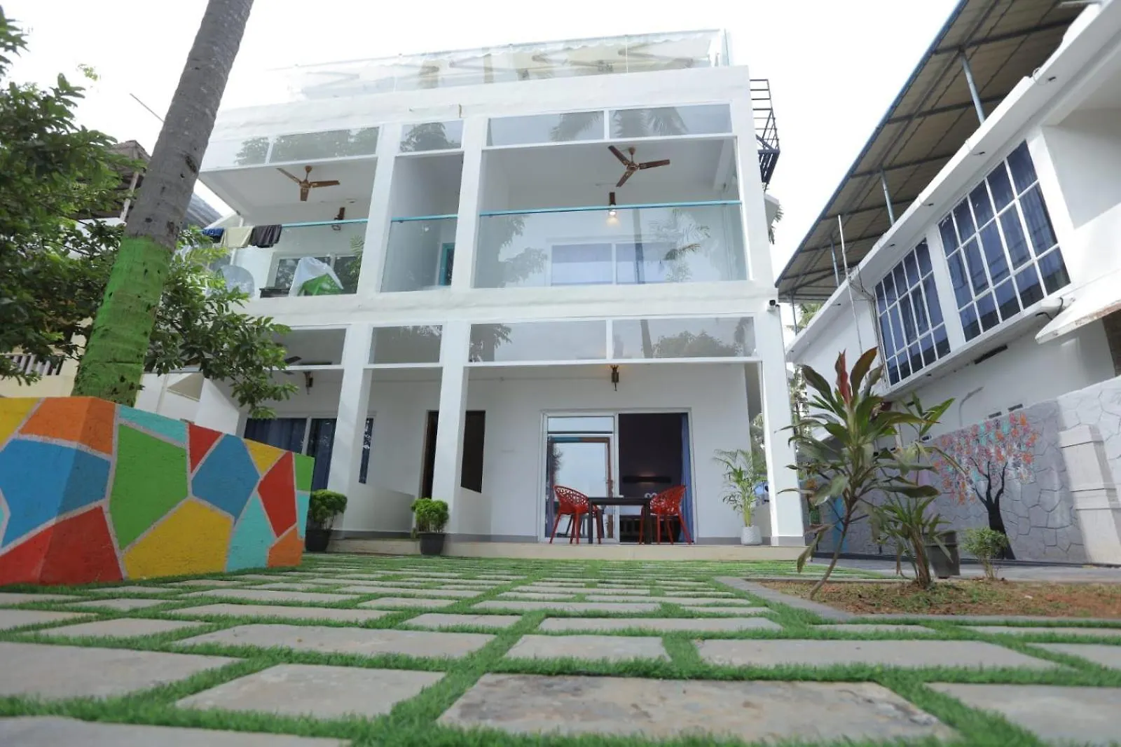 Ξενοδοχείο Sky Frame Beach Resort Varkala Ινδία